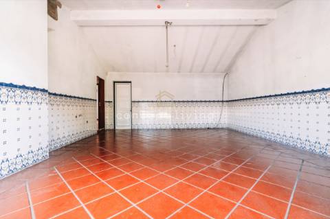 Moradia T3+1 Venda em Oliveira (Santa Maria),Vila Nova de Famalicão