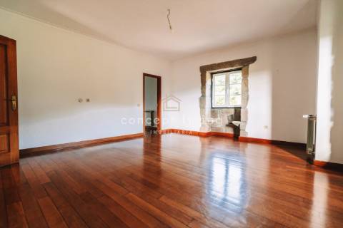 Moradia T3+1 Venda em Oliveira (Santa Maria),Vila Nova de Famalicão