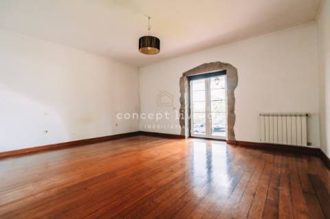 Moradia T3+1 Venda em Oliveira (Santa Maria),Vila Nova de Famalicão