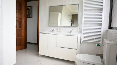 Moradia T3+1 Venda em Oliveira (Santa Maria),Vila Nova de Famalicão