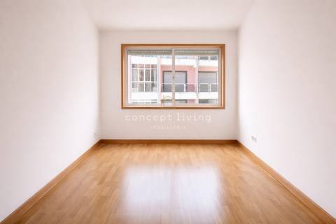 Apartamento T2 Venda em Fermentões,Guimarães