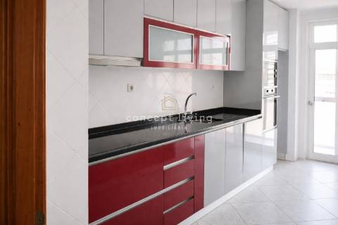 Apartamento T2 Venda em Fermentões,Guimarães