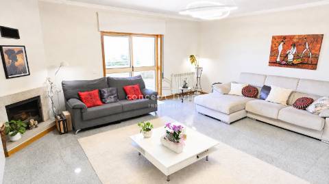 Apartamento T3+1 Venda em Argoncilhe,Santa Maria da Feira