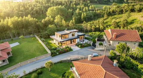 Terreno  Venda em Serzedelo,Póvoa de Lanhoso