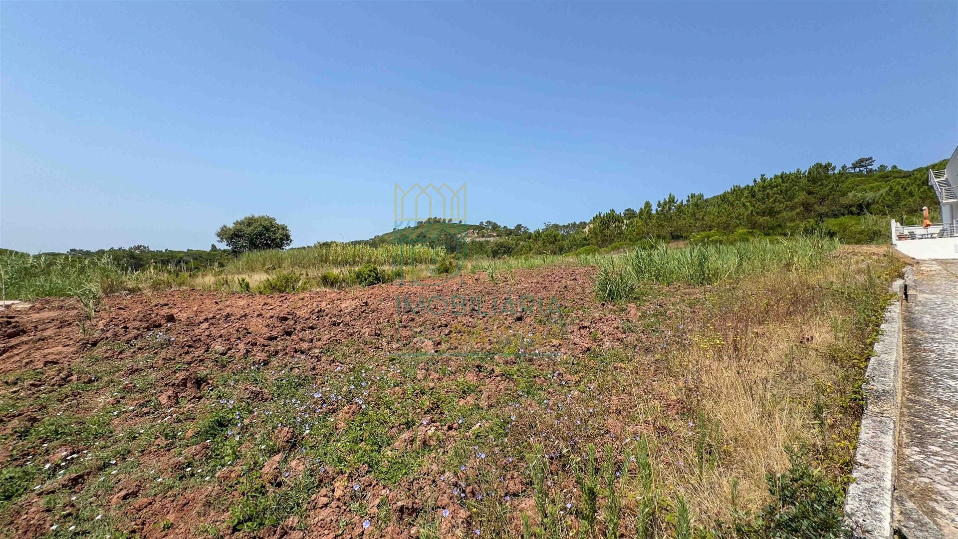 Terreno para Construção próximo da Nazaré.