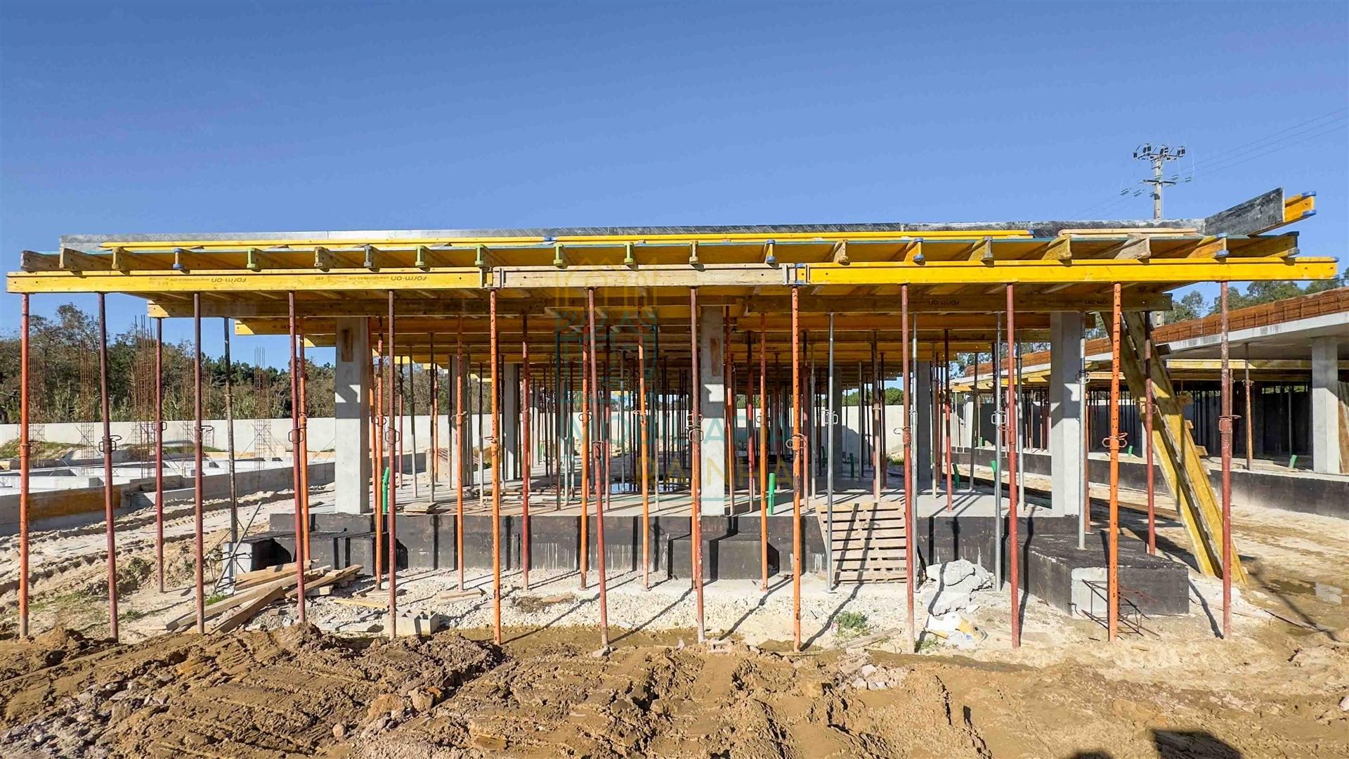 Moradia T3 com Piscina perto de Óbidos