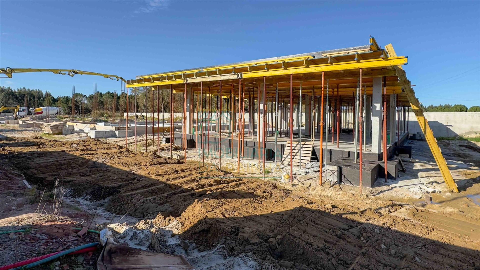 Moradia T3 com Piscina perto de Óbidos