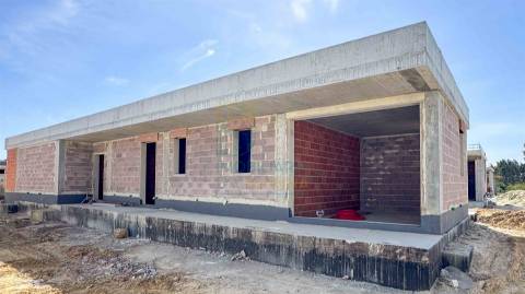 Moradia T3 com Piscina perto de Óbidos
