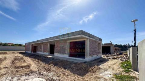 Moradia T3 com Piscina perto de Óbidos
