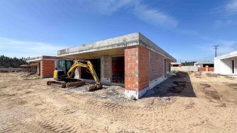 Moradia T4 com piscina entre Óbidos e Caldas da Rainha