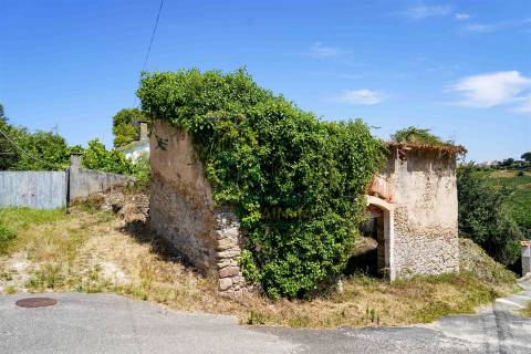 Ruína para Reconstrução em São Gregório