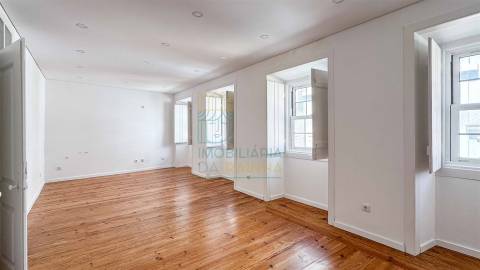 Apartamento T3+1 no Centro de Caldas da Rainha