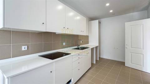 Apartamento T3+1 no Centro de Caldas da Rainha