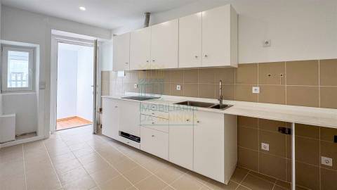 Apartamento T3+1 no Centro de Caldas da Rainha