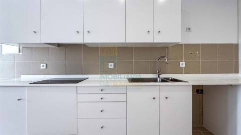 Apartamento T3+1 no Centro de Caldas da Rainha