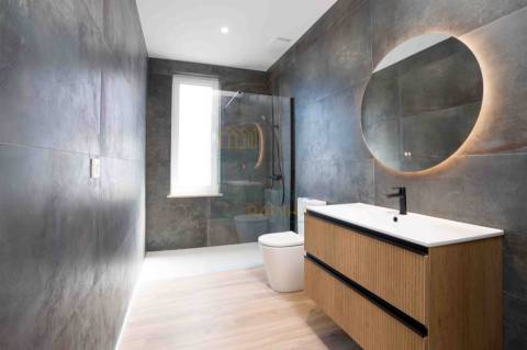 Moradia com piscina perto de Caldas da Rainha