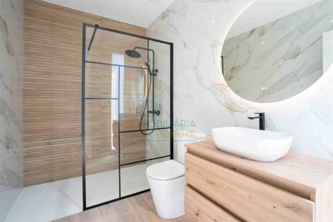 Moradia com piscina perto de Caldas da Rainha