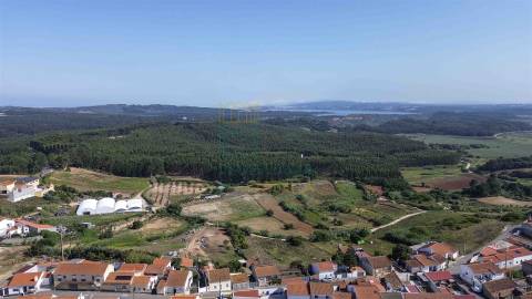 Moradia para Recuperar perto da Lagoa de Óbidos