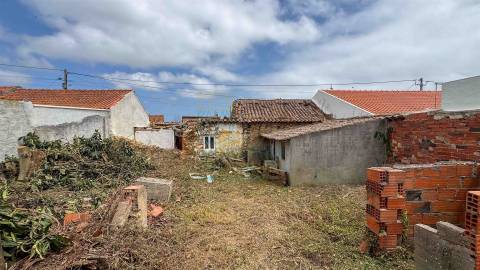 Moradia para Recuperar perto da Lagoa de Óbidos