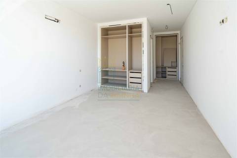 Apartamento T4 com terraço em Caldas da Rainha