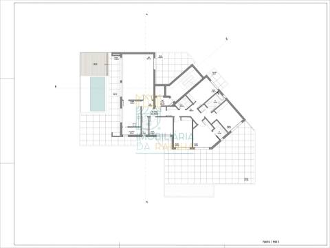 Apartamento T5 com piscina em Caldas da Rainha