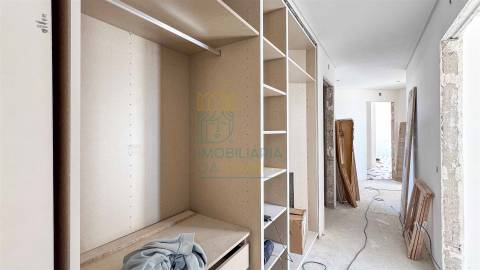 Apartamento T5 com piscina em Caldas da Rainha