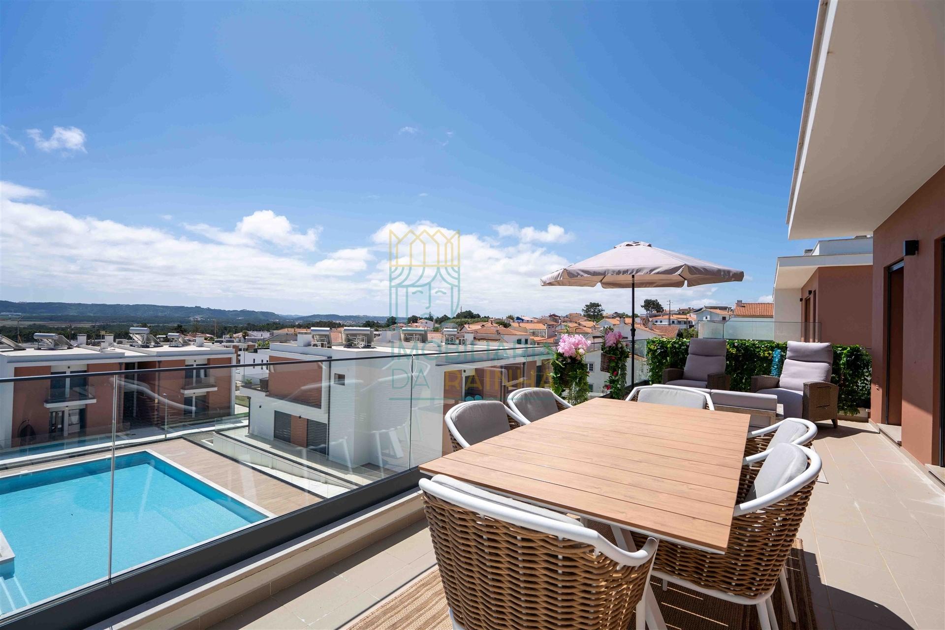 Apartamento T2 com Piscina em Salir do Porto