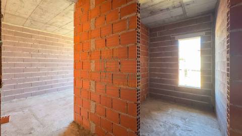 Moradia Térrea Moderna a 3 km de Caldas da Rainha