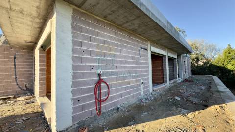 Moradia Térrea Moderna a 3 km de Caldas da Rainha