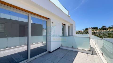 Moradia T4 com Piscina em Salir do Porto