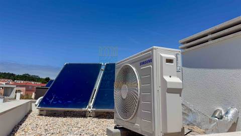 Moradia T4 com Piscina em Salir do Porto