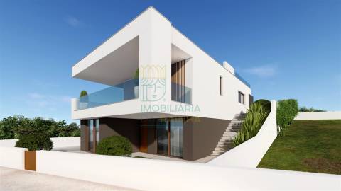 Moradia T3 com Piscina em Salir do Porto