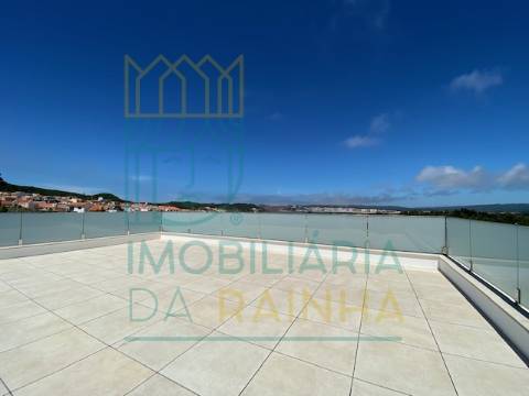 Moradia T3 com Piscina em Salir do Porto