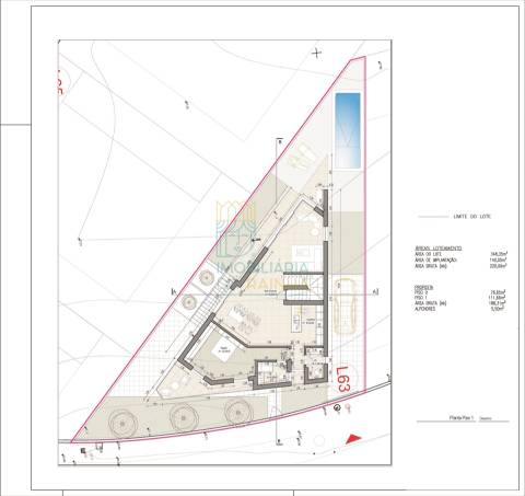 Moradia T3 com Piscina e Garagem em Salir do Porto