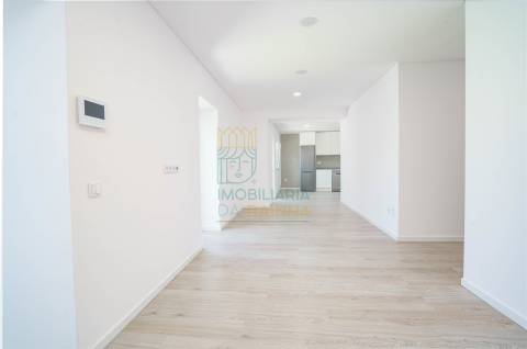 Moradia T4 com Espaço Exterior perto da Lagoa de Óbidos