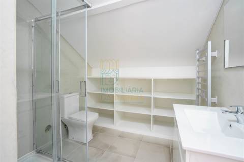 Moradia T4 com Espaço Exterior perto da Lagoa de Óbidos