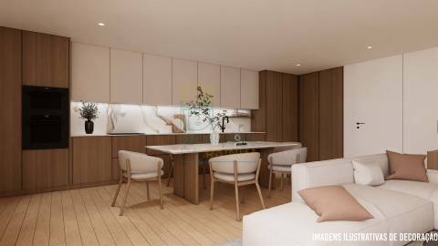 Apartamento T4 na Praia de São Martinho do Porto