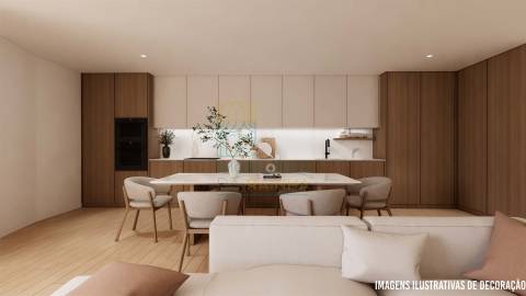 Apartamento T4 na Praia de São Martinho do Porto