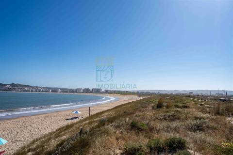 Apartamento T4 na Praia de São Martinho do Porto