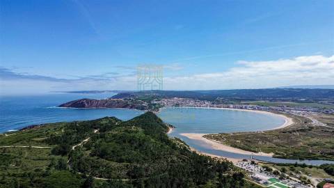 Apartamento T4 na Praia de São Martinho do Porto