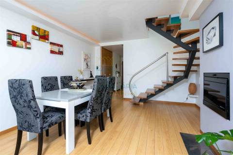 Moradia T3 em Condomínio Privado na Praia da Areia Branca