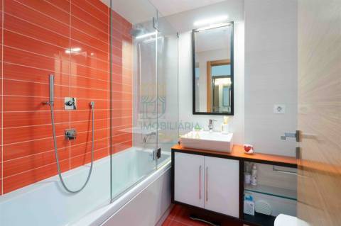 Moradia T3 em Condomínio Privado na Praia da Areia Branca