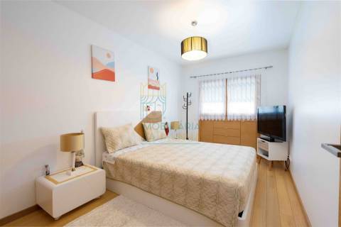 Moradia T3 em Condomínio Privado na Praia da Areia Branca