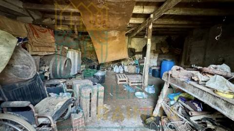 Casa para Recuperar com Terreno – Cela Nova, Alcobaça