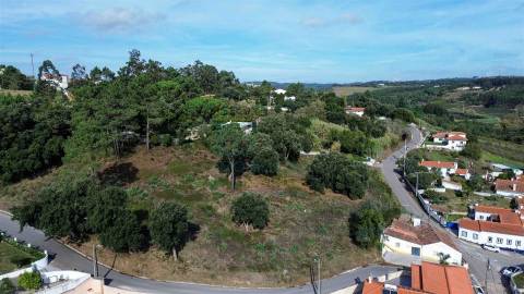 Terreno com vista sobre o campo em Salir de Matos