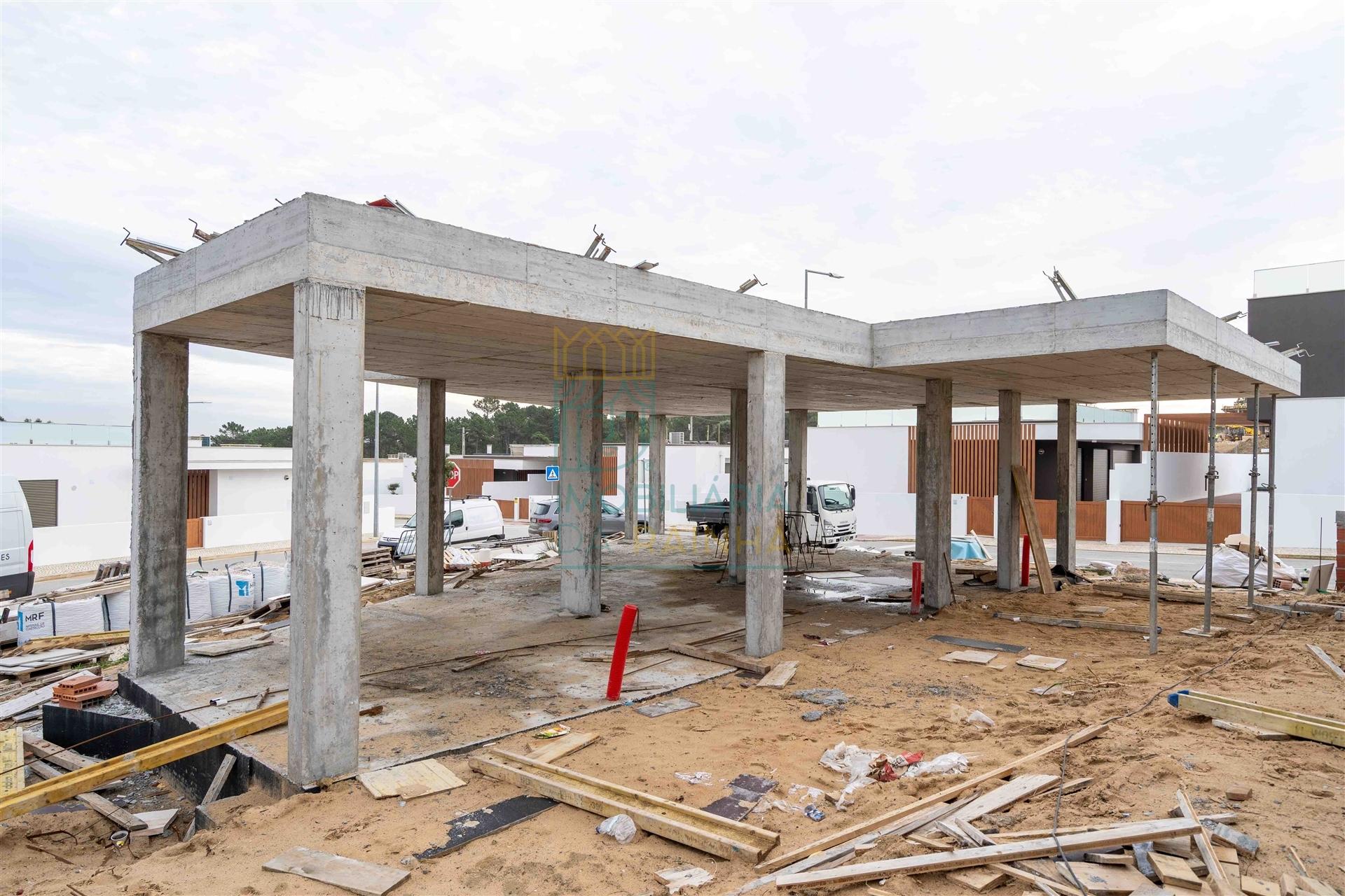 Moradia T2 em Salir do Porto – Conforto, Modernidade e Proximidade ao Mar