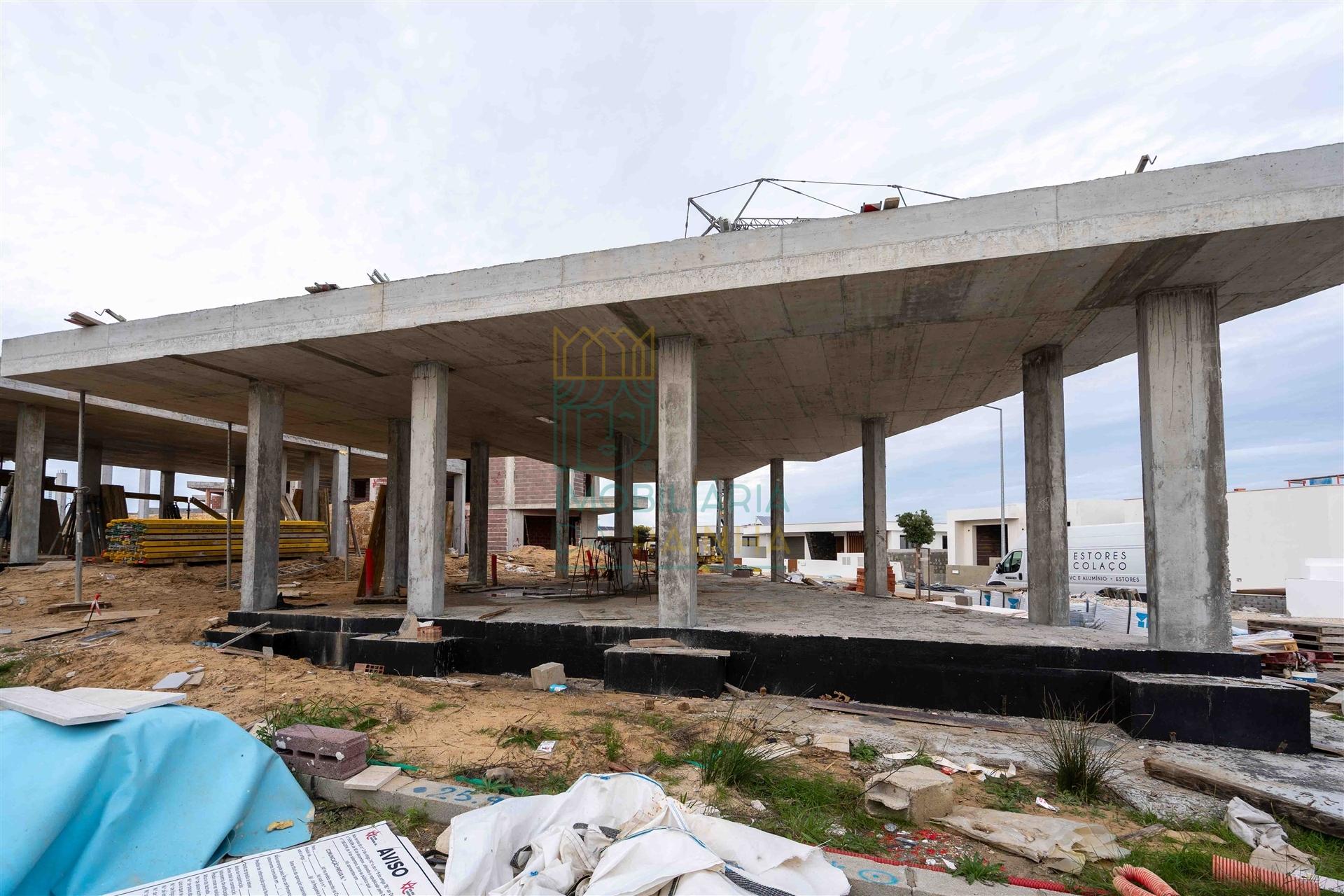 Moradia T2 em Salir do Porto – Conforto, Modernidade e Proximidade ao Mar