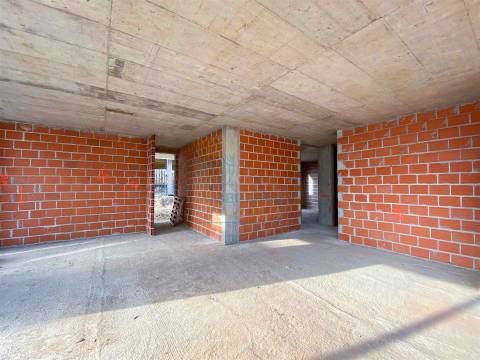 Moradia T3 com piscina em Salir do Porto