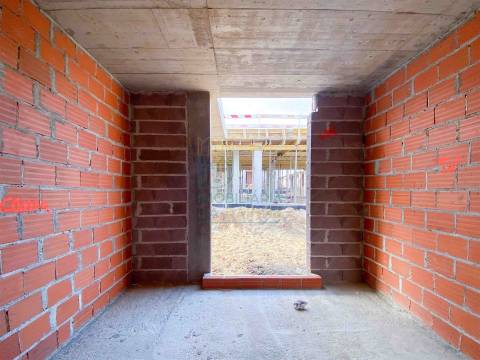 Moradia T3 com piscina em Salir do Porto