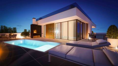 Moradias T3 com Piscina e Garagem em Salir do Porto